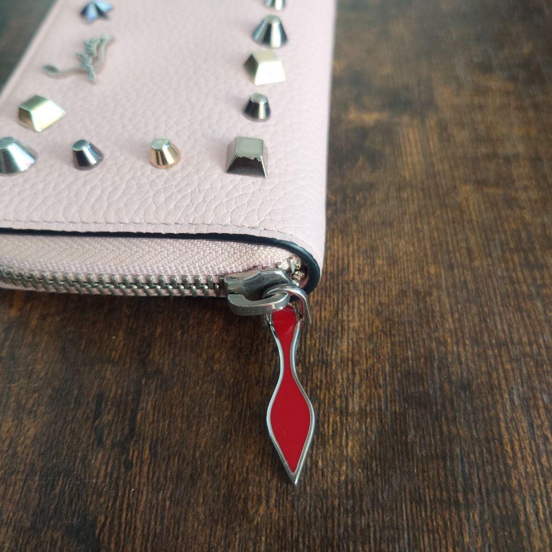 クリスチャンルブタン スタッズ ケース