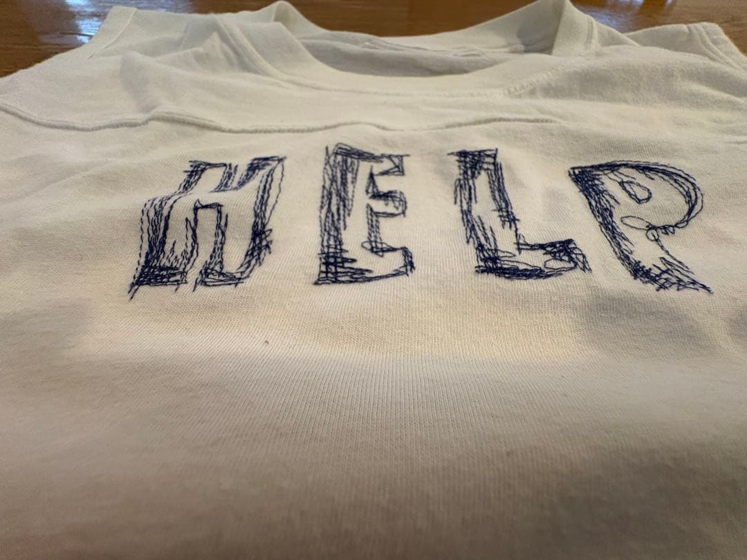 マルジェラ　ノースリーブ　ここのえ　刺繍