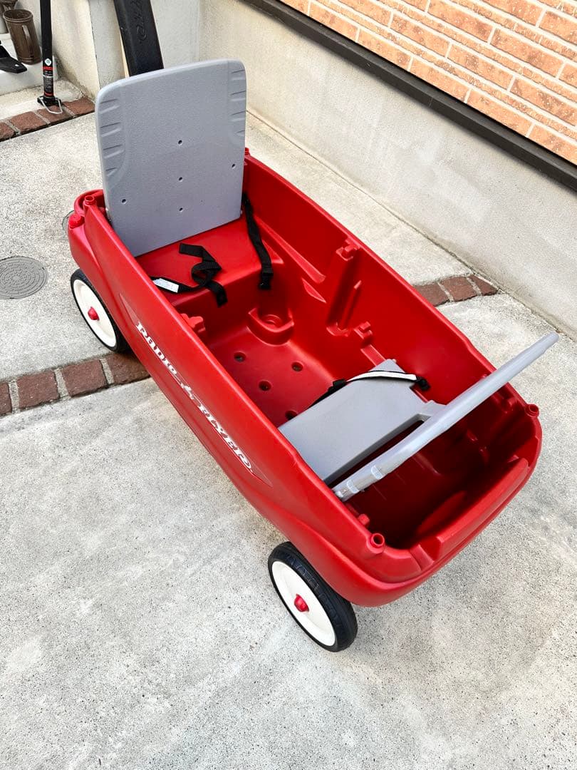 ラジオフライヤー ファミリーワゴン radio flyer wagon
