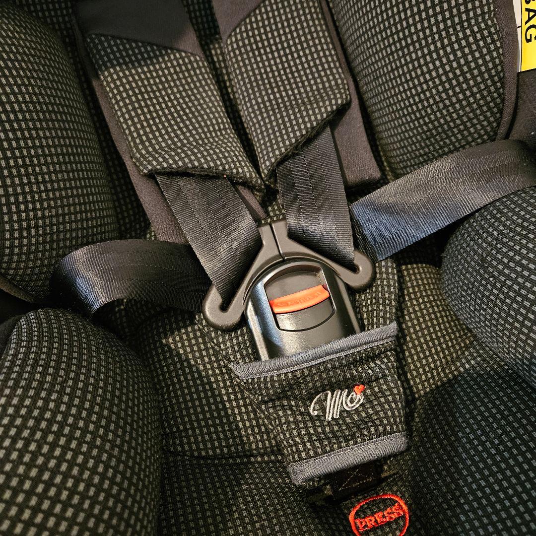 マムズキャリー ターンレジェFIX チャイルドシート ISOFIX