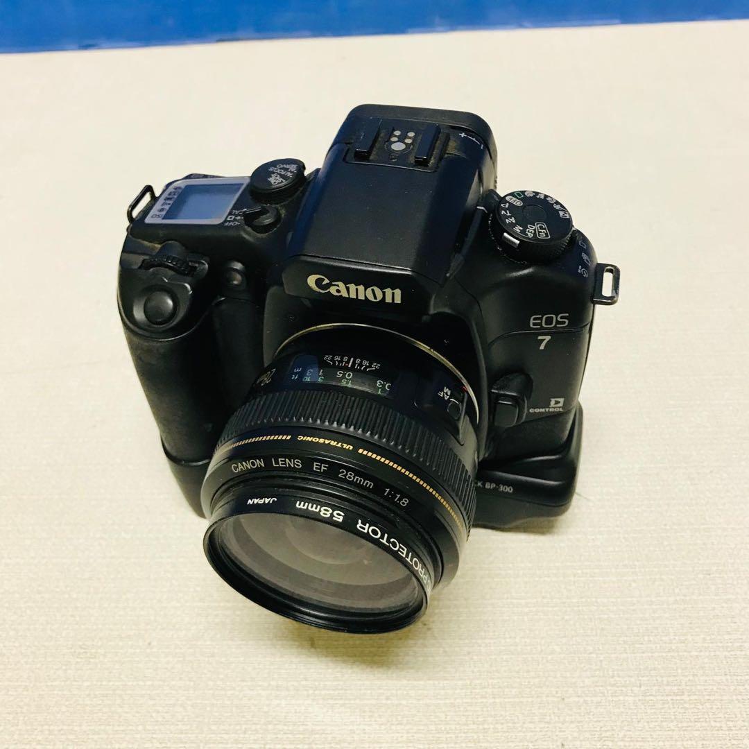 キヤノン EOS 7/キヤノン EF 28mm 1:1.8