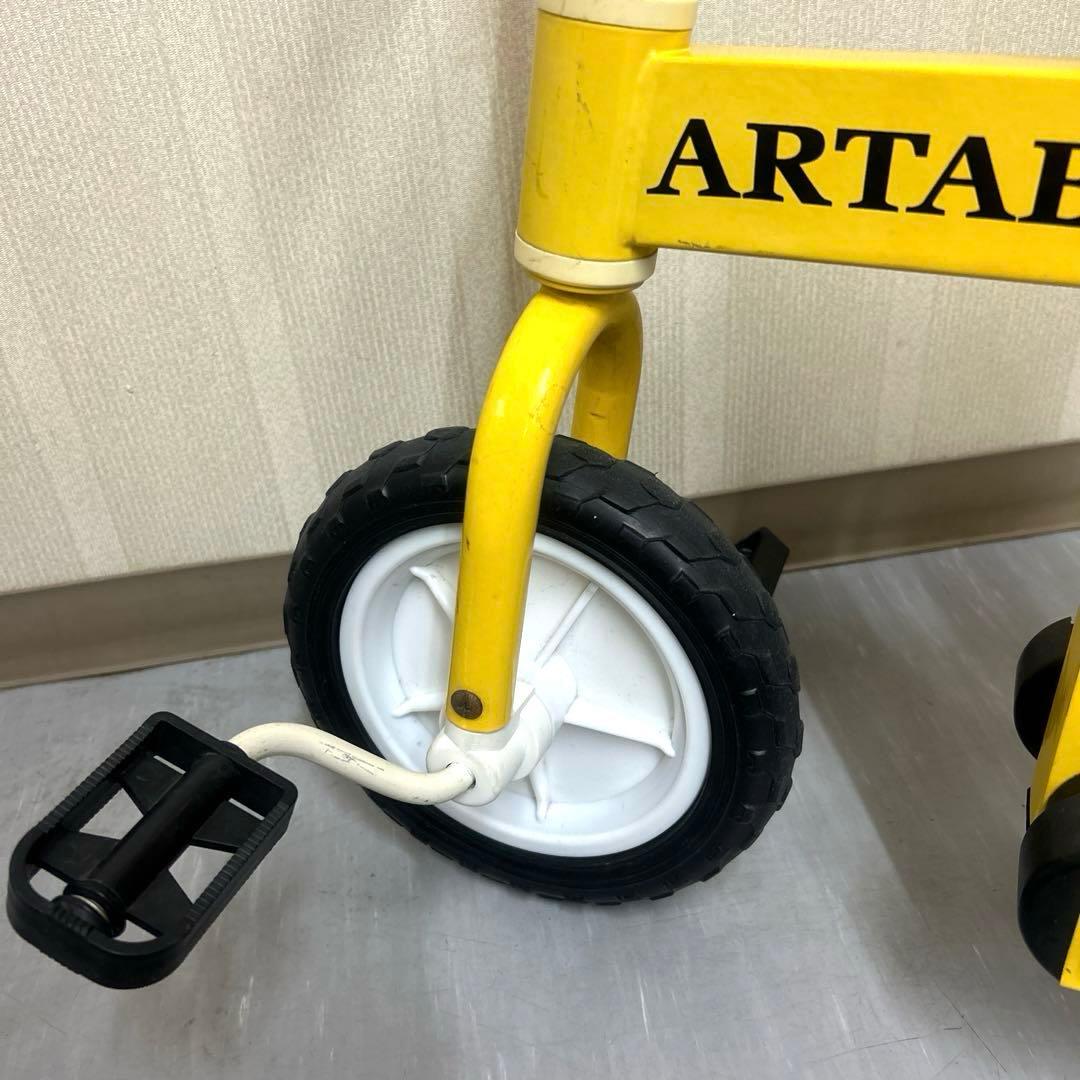 説明用　キックバイク　子供用乗り物　ARTABURG ディスプレイ　クリスマス