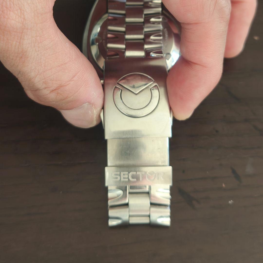 【激レア/美品】SECTOR 600 アナデジ サファイアガラス リューズガード