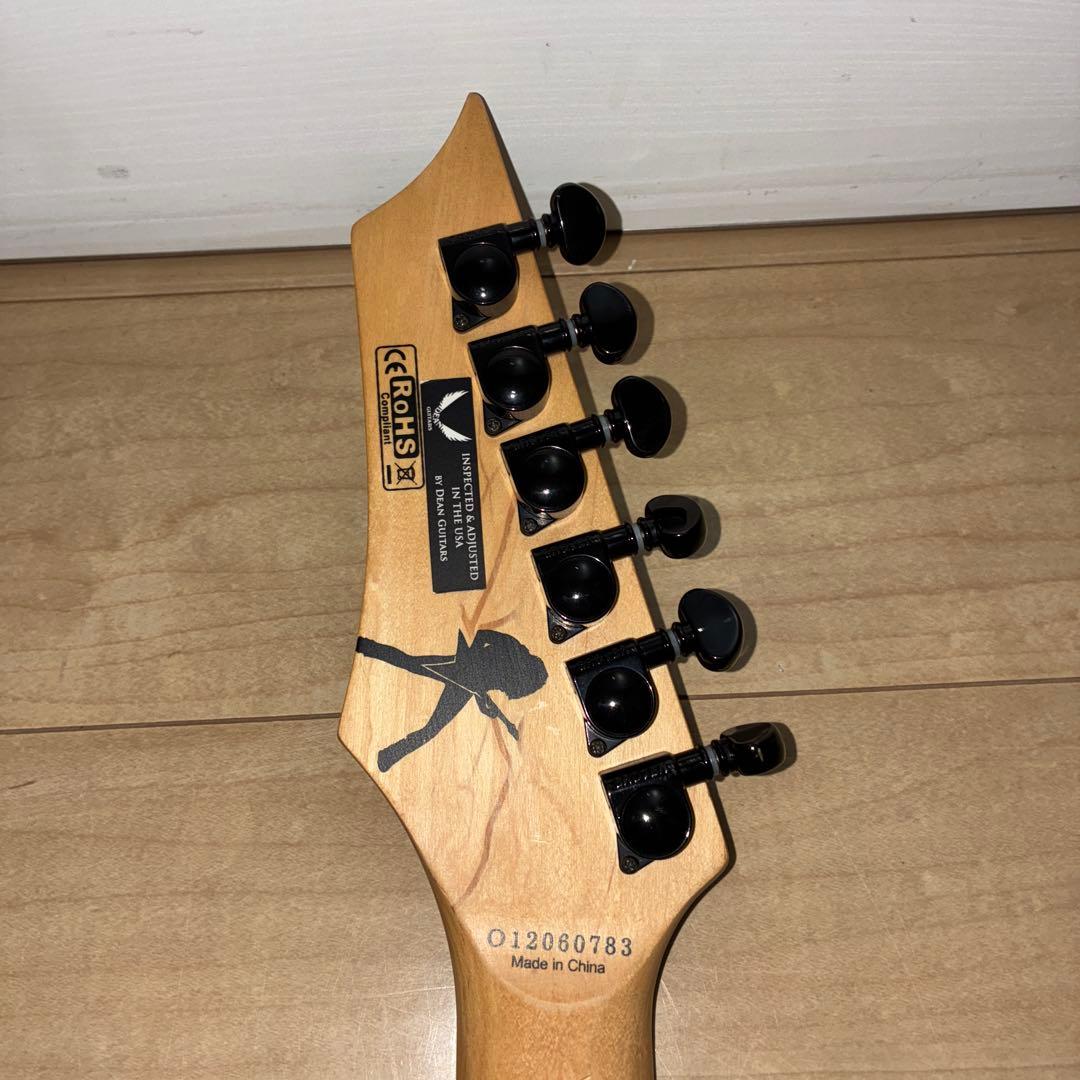 希少DEAN GUITARS Dave Mustaine VMNT