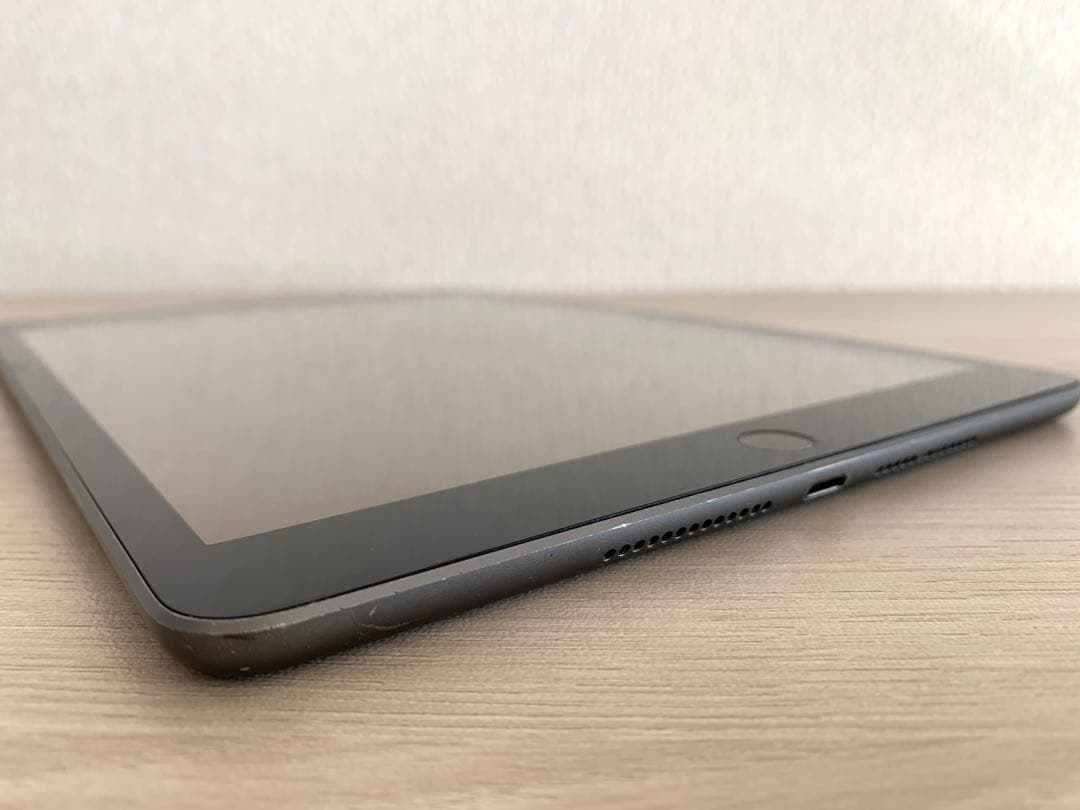 【第7世代】iPad本体スペースグレー