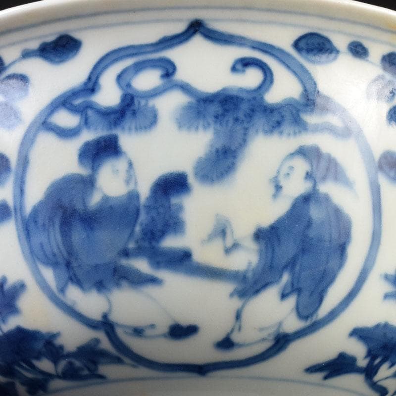 中国　大明萬暦年製款　青花　山水人物文碗　V　8711