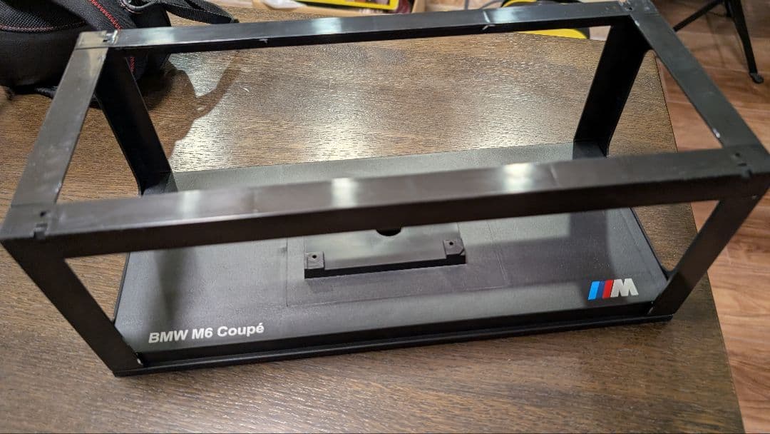 【美品】BMW M6 F13 ホワイト 1/18 モデルカー