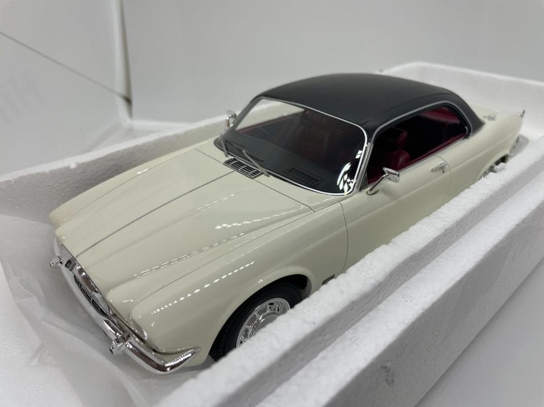 102-019 BoS 1/18 ジャガー XJ 4.2C