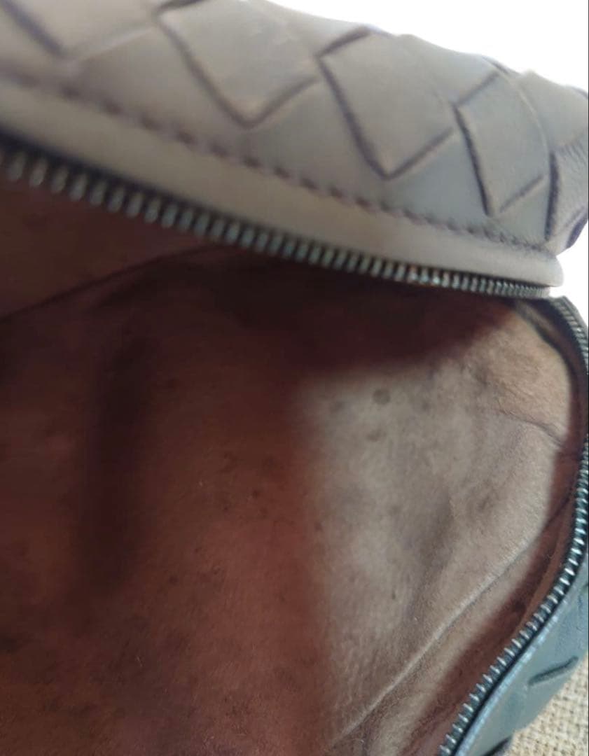 Bottega Veneta イントレチャート チェーン バッグ グレー