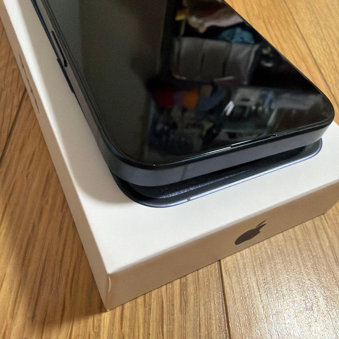 iPhone 15 Pro 256GB 本体 SIMフリー ブルーチタニウム