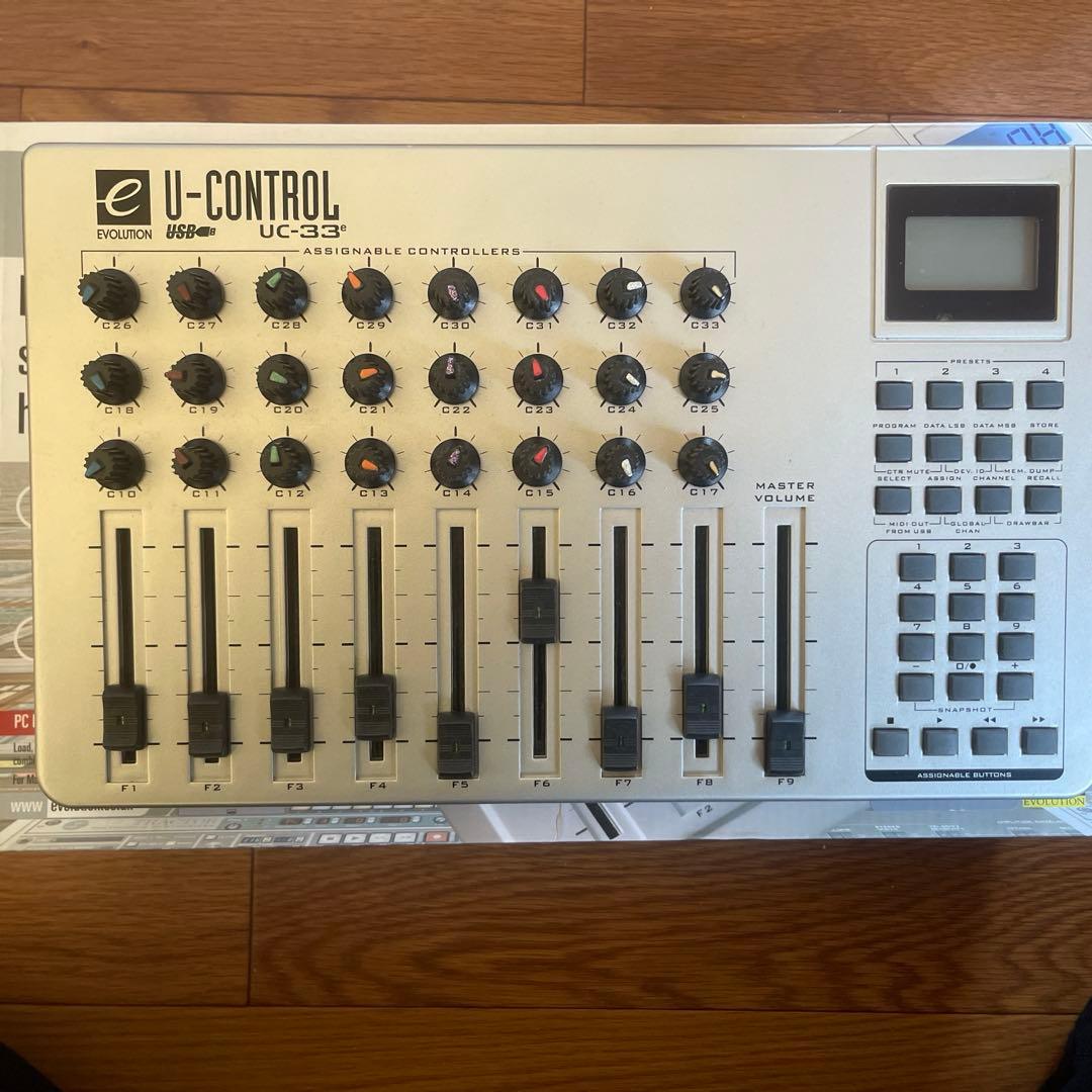 USB MIDIコントローラー