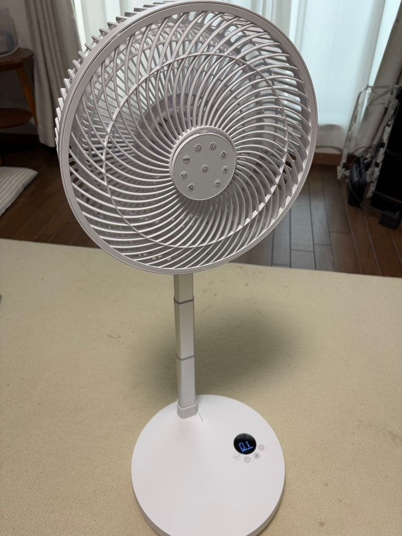 ニトリ　DCタイプ 折りたためるコードレス扇風機 FDO3NG WH