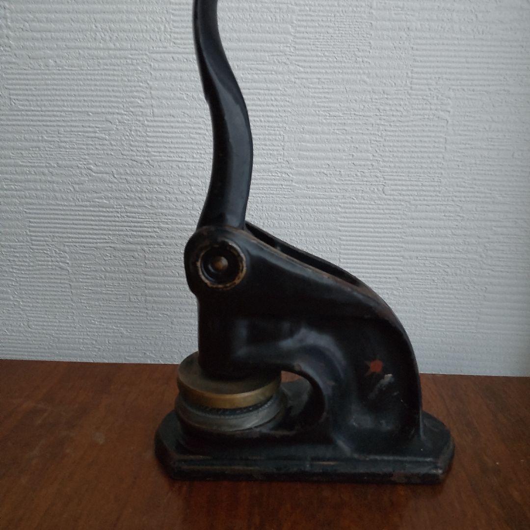 アメリカ ヴィンテージ エンボッサー スタンプ 05076