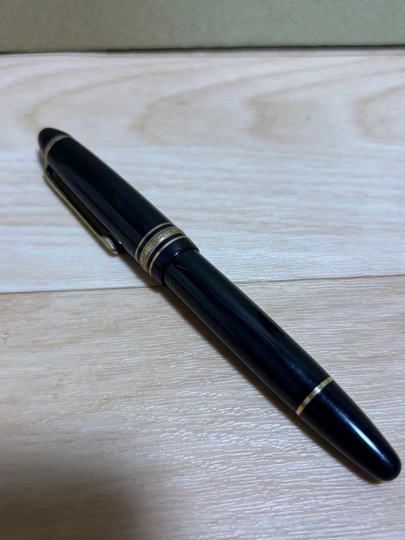 MONTBLANC(モンブラン)マイスターシュテュック 146 585 万年筆
