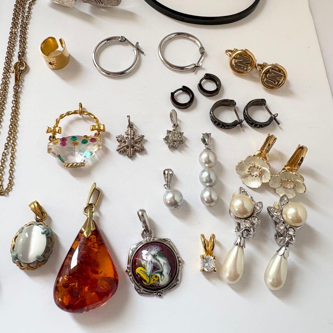 カ*ソ様 遺品整理 アクセサリーまとめ売り