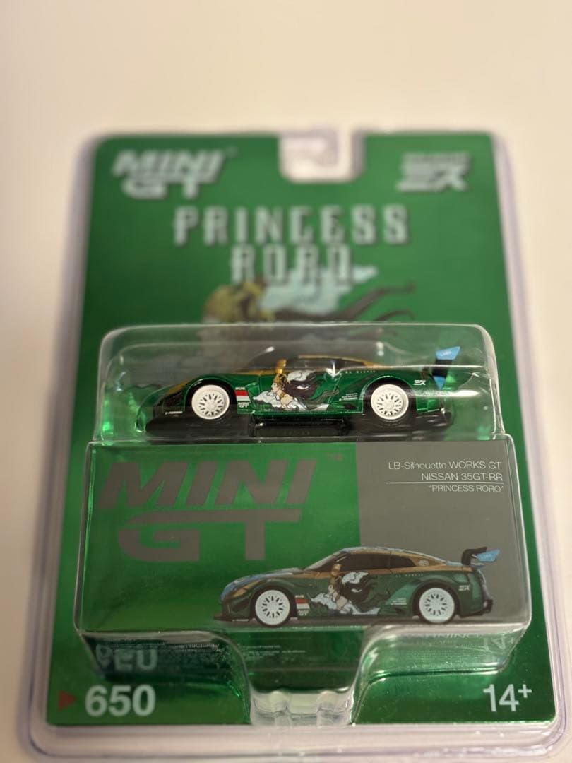 MINI GT 650 日産 GT-R R35 プリンセス・ロロ 台湾購入品
