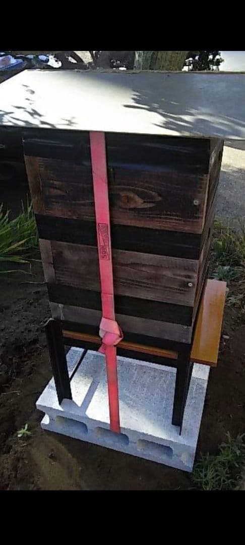 重箱式巣箱台　２台　２９０ミリ用　ニホンミツバチ　鉄製台