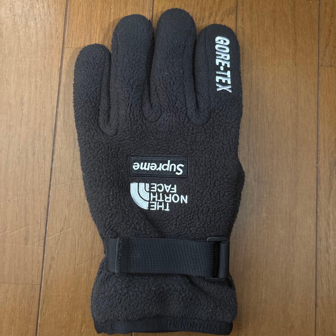 シュプリーム　ノースフェイス　手袋　フリース　グローブ　黒　ブラック