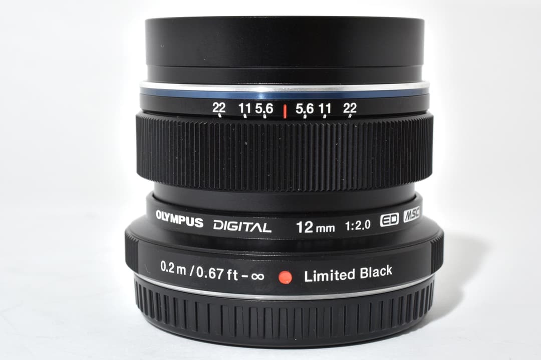 オリンパス M.ZUIKO DIGITAL ED 12mm F2.0 C490