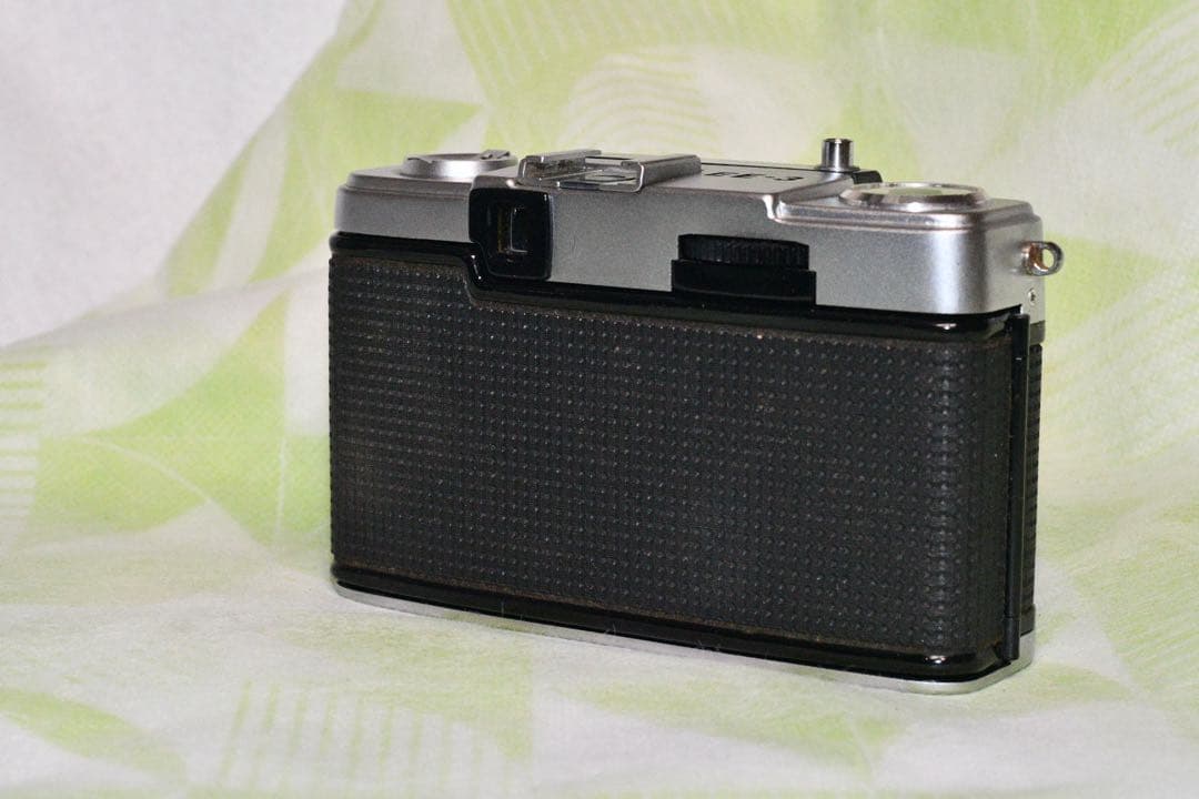 《動作品》OLYMPUS PEN EE-3 a390
