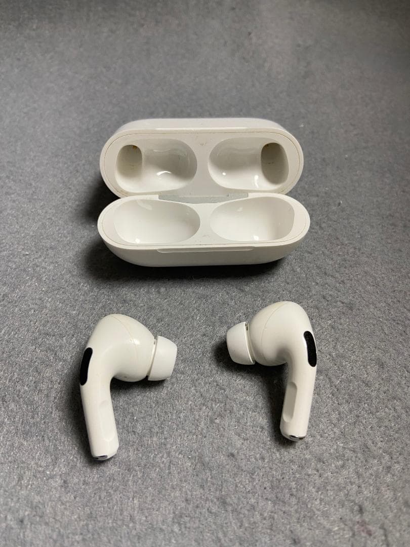 美品　AirPods Pro 第1世代　MsgSafe