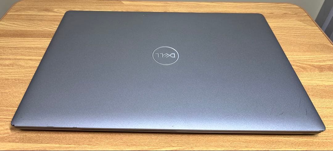 Windowsノート本体 Dell Corei7 gen 11, Ram 8gb, Ssd 256Gb
