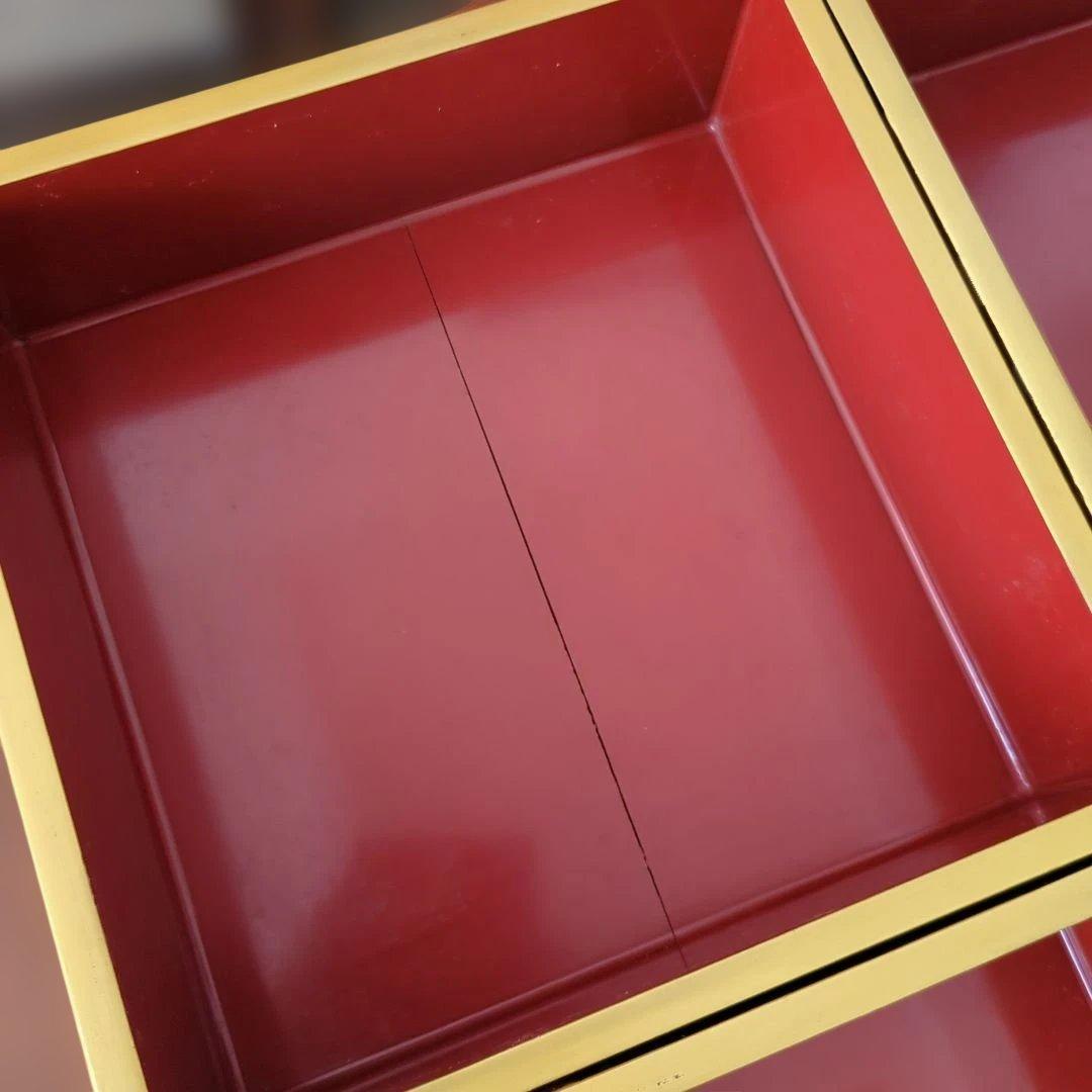 特価　骨董 4段重箱 重箱 蒔絵 螺鈿 縁起柄 木製 漆器 重台付き 替蓋付き