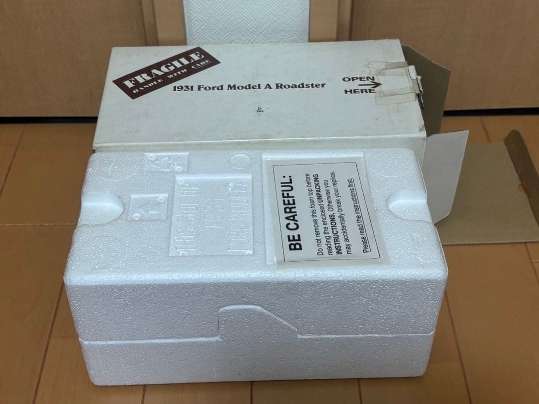 1/24 1931 フォード・モデル-A ロードスター