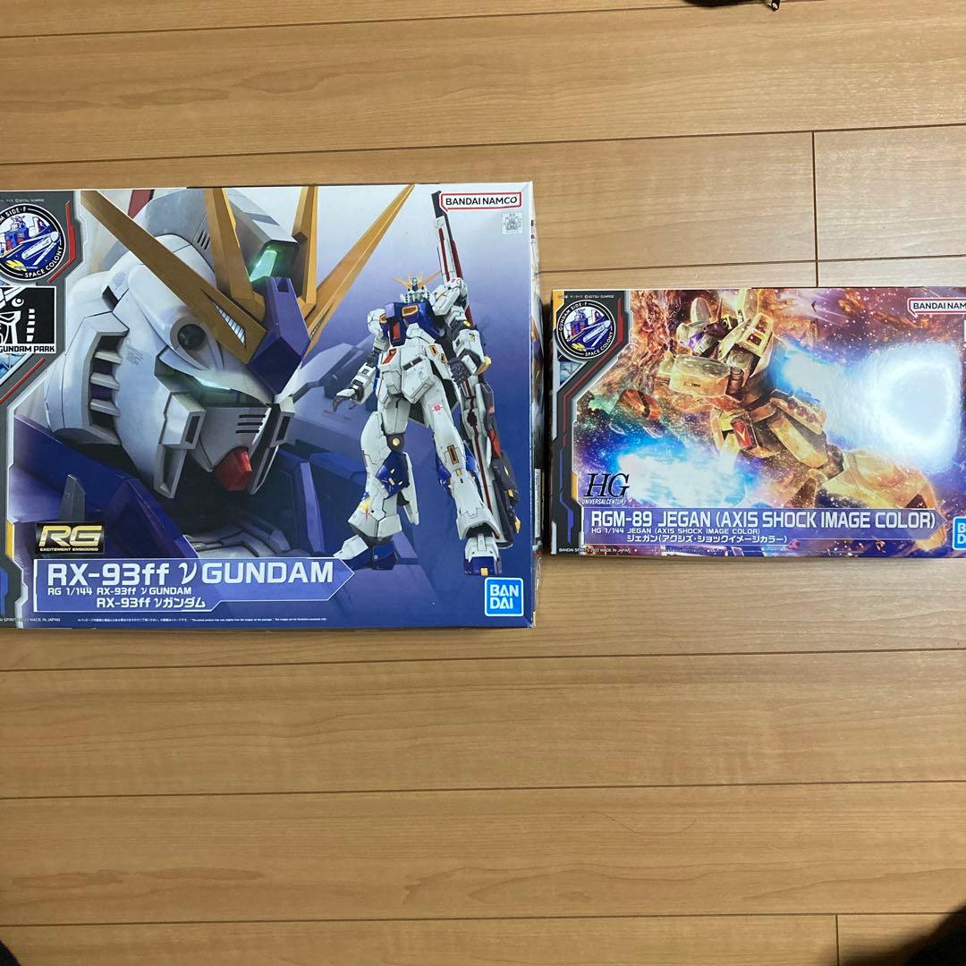 ガンプラ　RG νガンダム　HG ジェガン