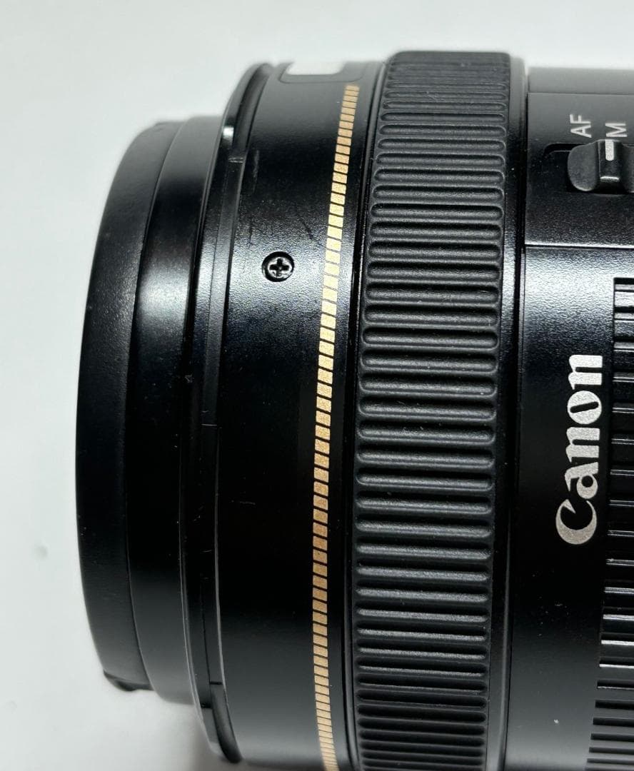キヤノン EF50mm f1.4　標準レンズ　美的動作品(ref# 4109)