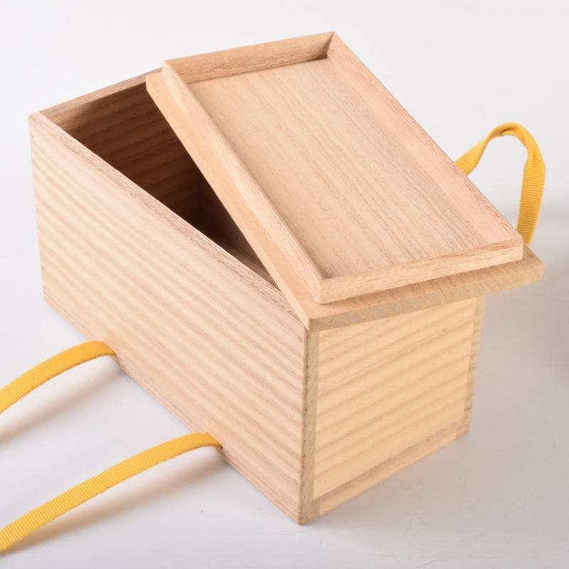 茶道具　宝尽し蒔絵　ぶりぶり香合　在銘　共箱　V　7082