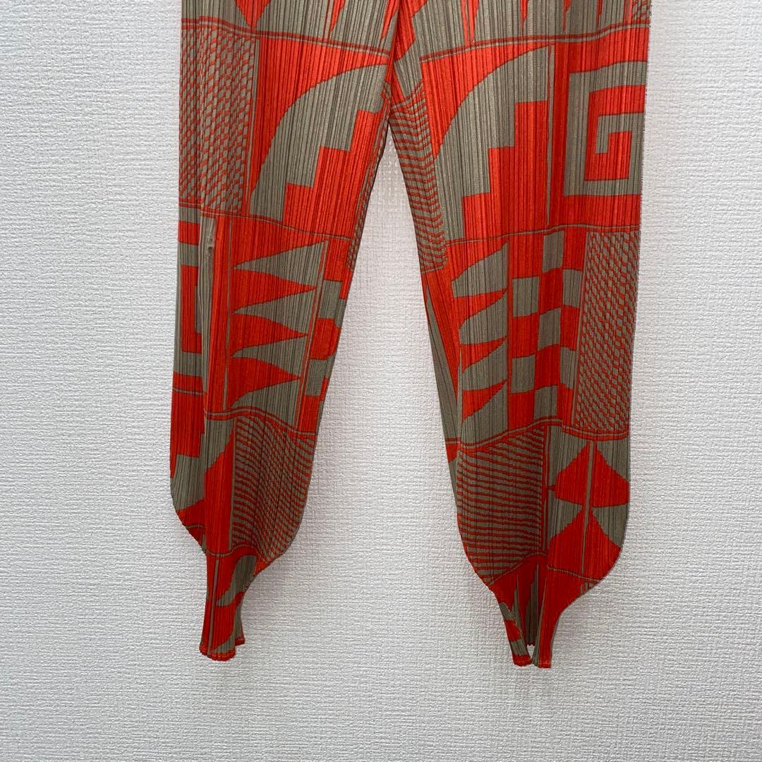 プリーツプリーズ パンツ　サイズ3