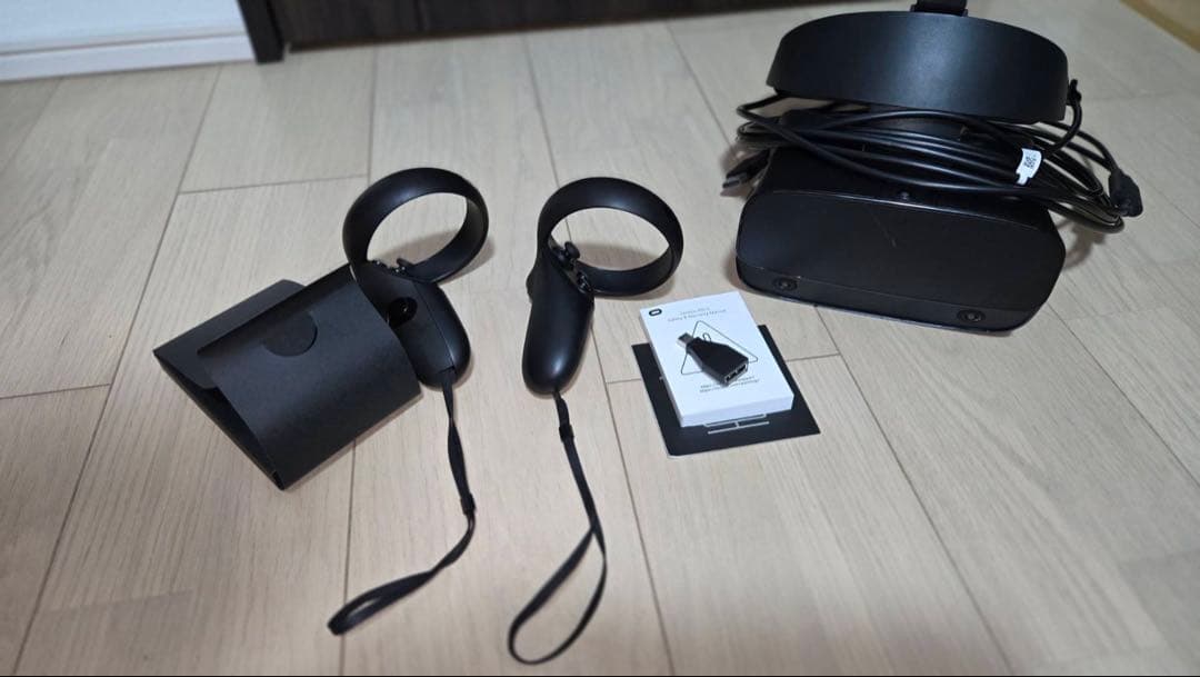  Rift S VRヘッドセット コントローラー付き