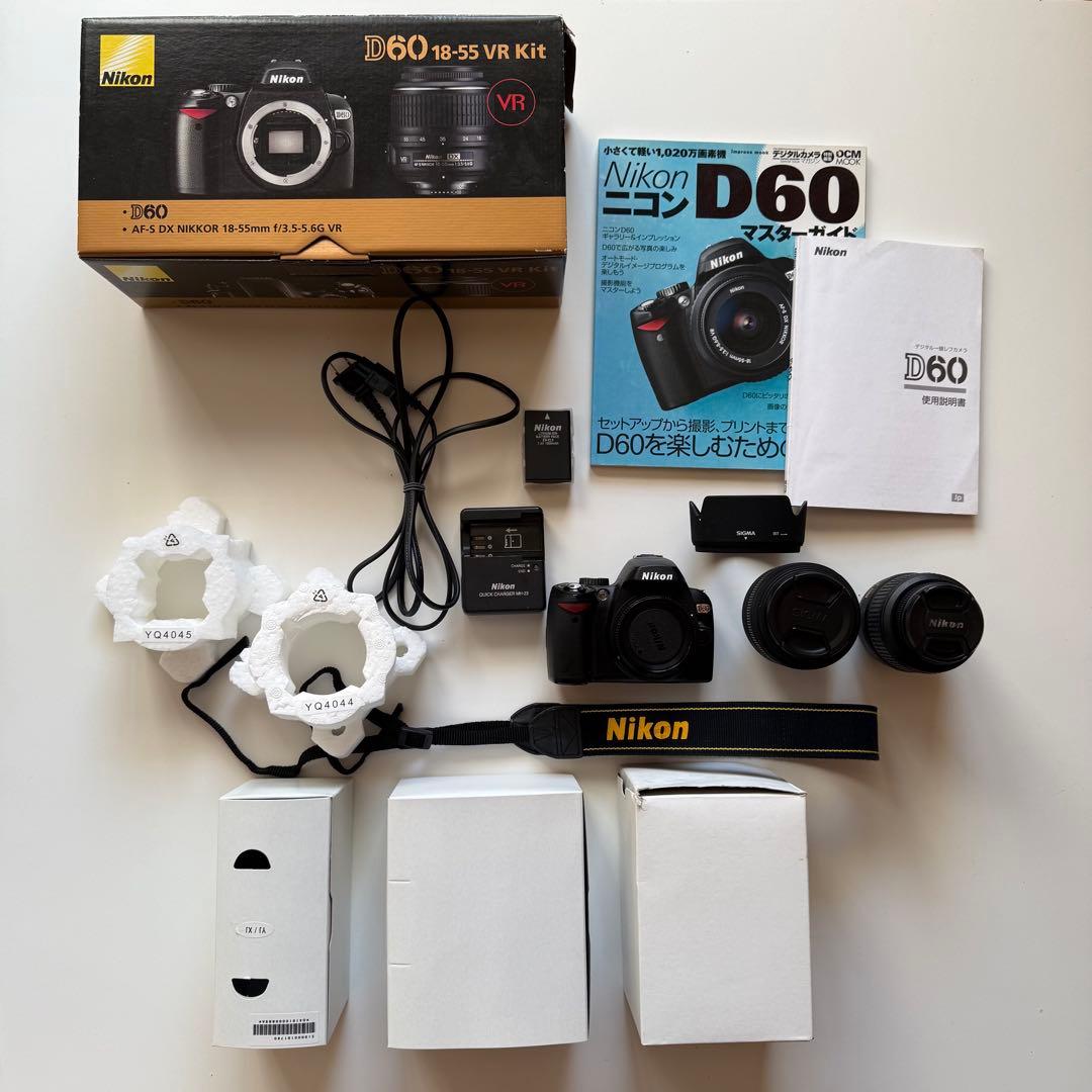 Nikon D60 デジタル一眼レフカメラ キット シグマ 単焦点レンズ付き