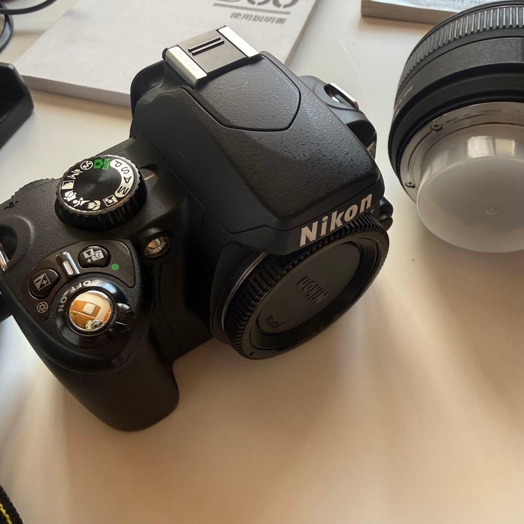 Nikon D60 デジタル一眼レフカメラ キット シグマ 単焦点レンズ付き