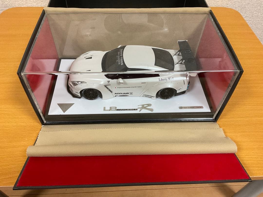 MAKE UP Liberty Walk 35GT-R 限定ミニカー　1/18
