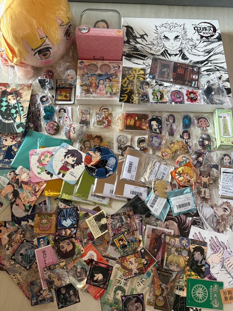 アニメグッズ 鬼滅の刃　大量　まとめ売り