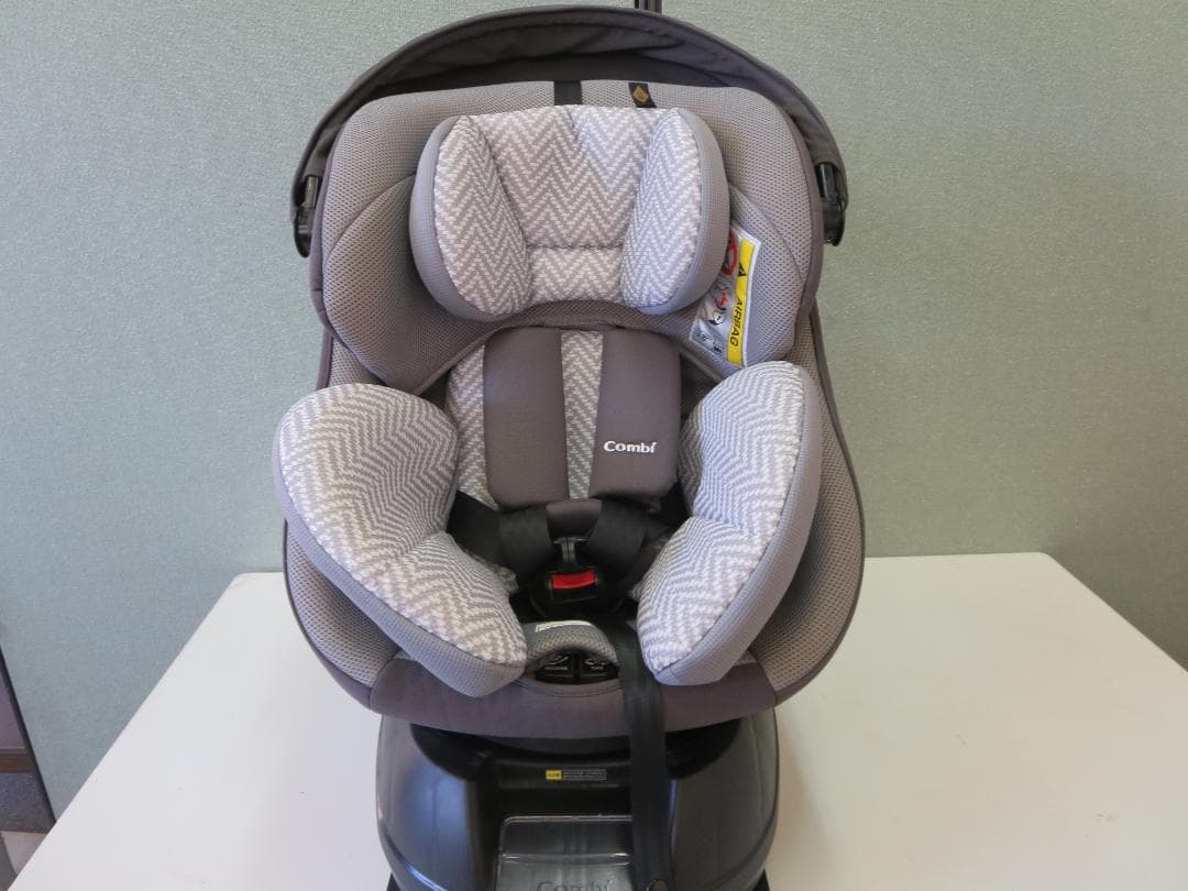 コンビ　クルムーヴ スマート ISOFIX エッグショック JN-570