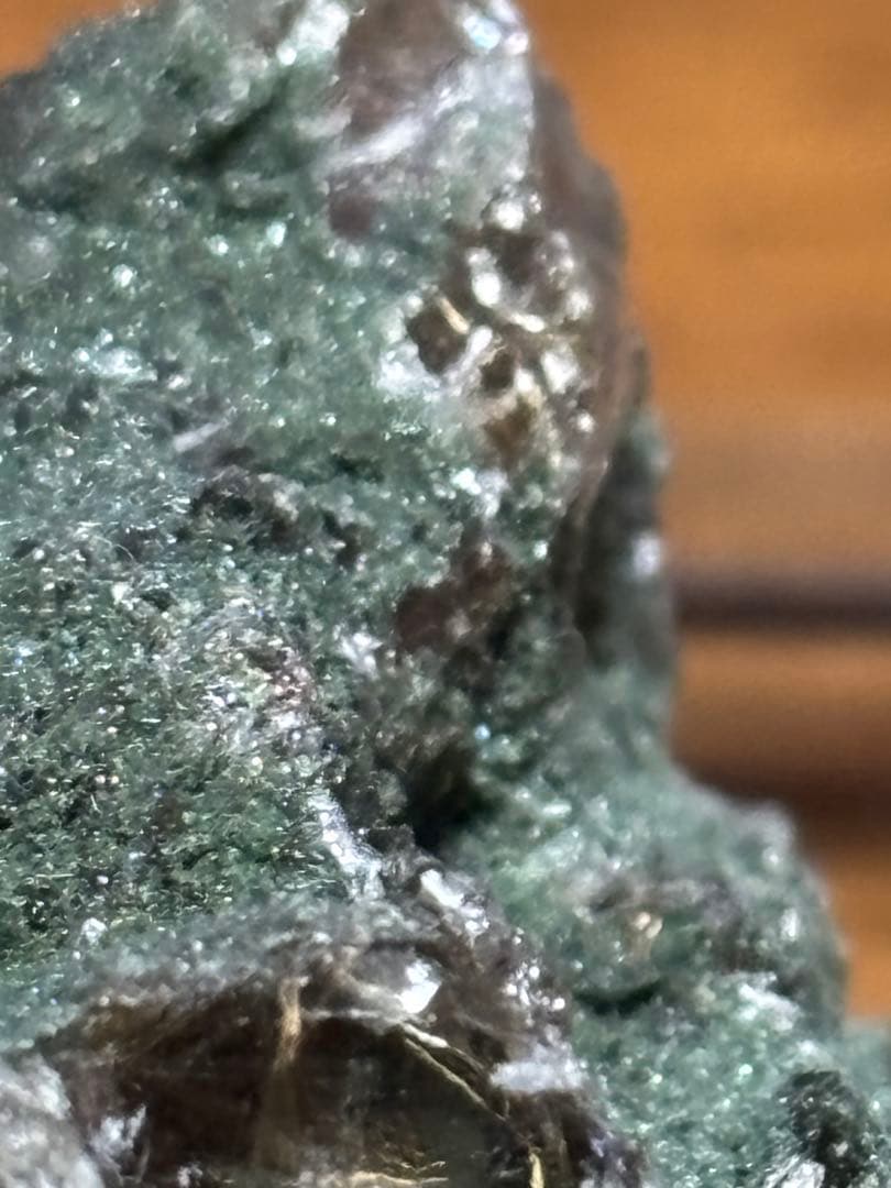 高品質ヒマラヤ産マニハールルチルの原石です！激レア貴重な商品です