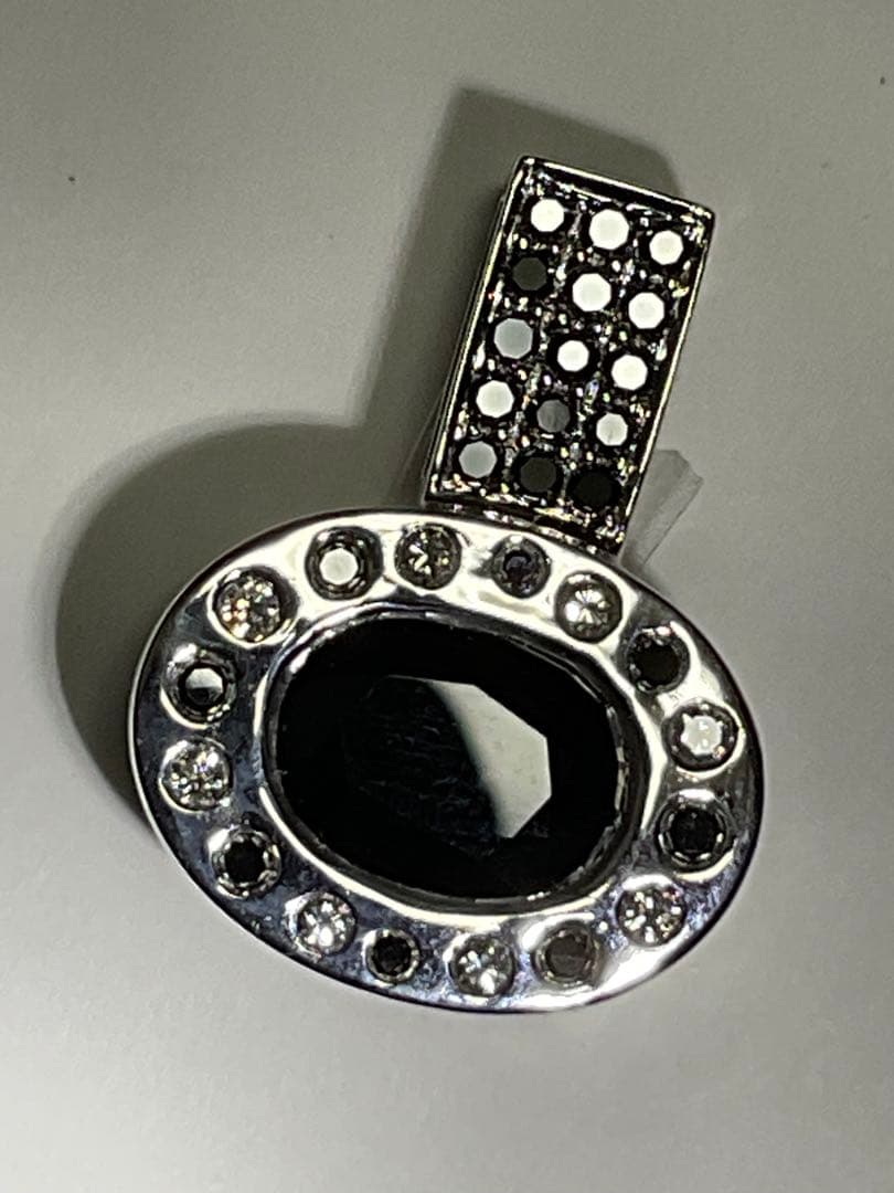 KARATIカラッチペンダントヘッド