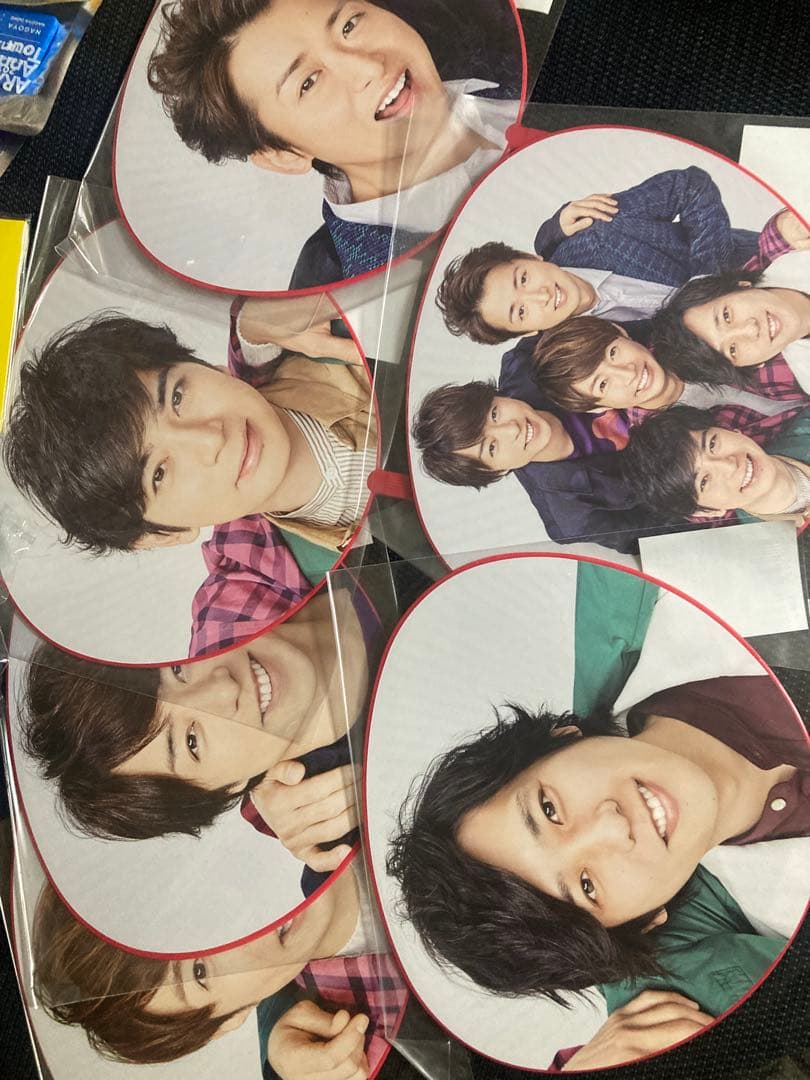嵐グッズ　ワクワク　ストラップ　ピンバッジ　チャーム　アラフェス　5×20まとめ