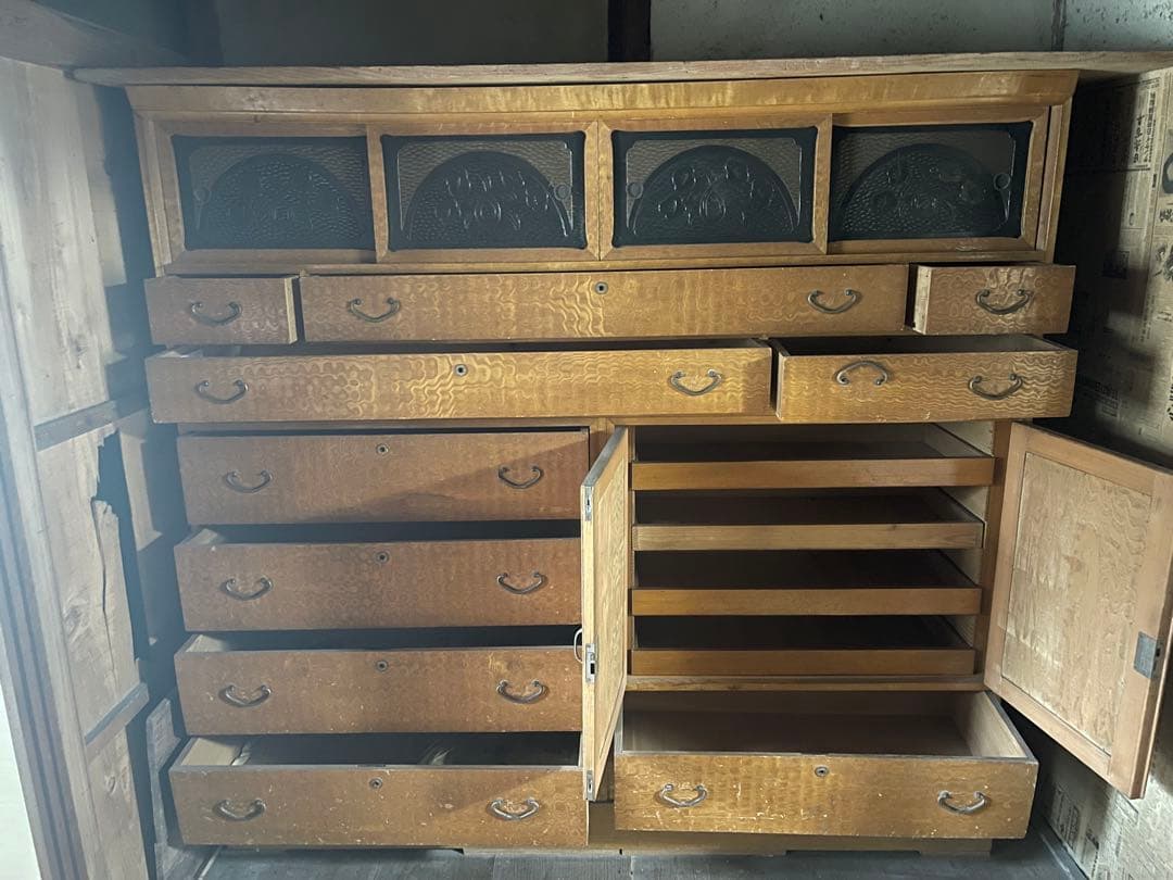 当時物| 和箪笥| 水屋箪笥| アンティーク| 大型 祖母の嫁入り家具