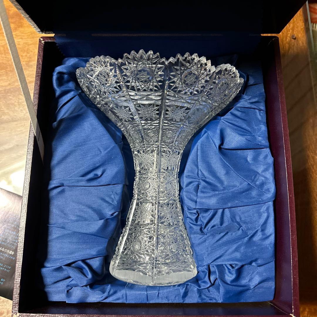 ボヘミアガラス スキェニア・マラス クリスタルガラス花瓶