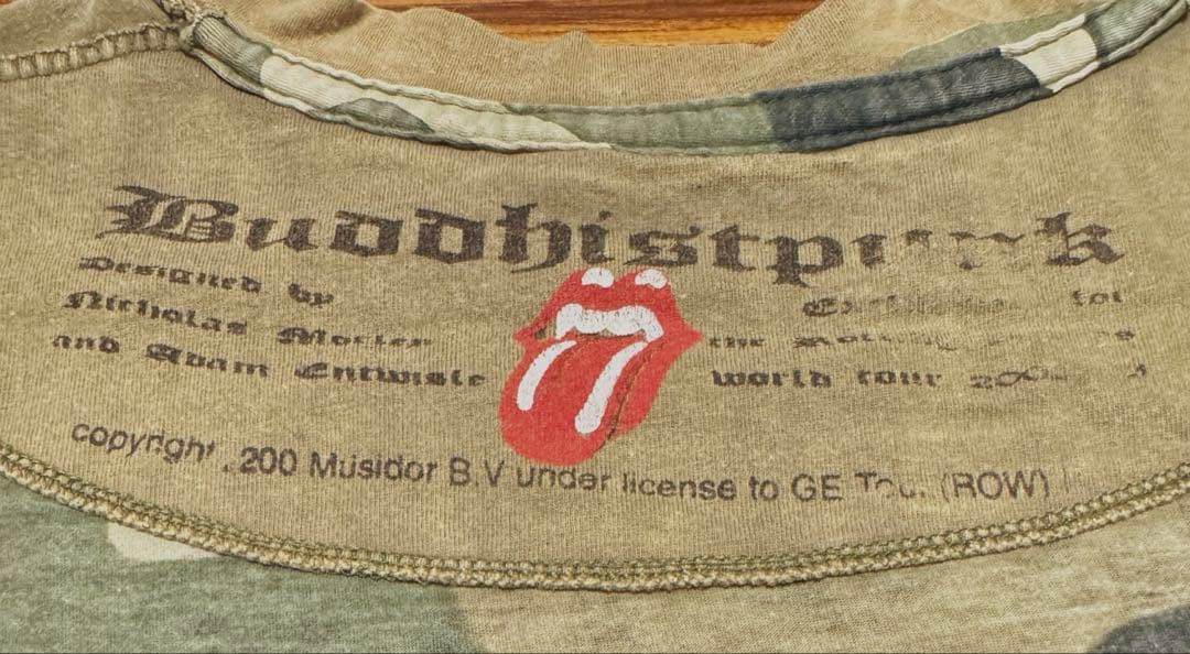 Buddhist Punk／ブディストパンク 迷彩柄ローリングストーンズTシャツ