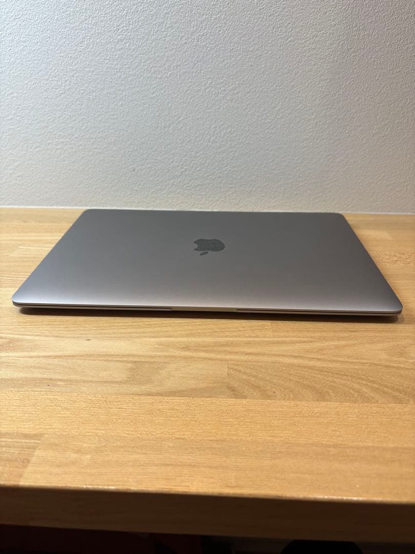 MacBook本体 Apple MacBook Air (M1, 2020)