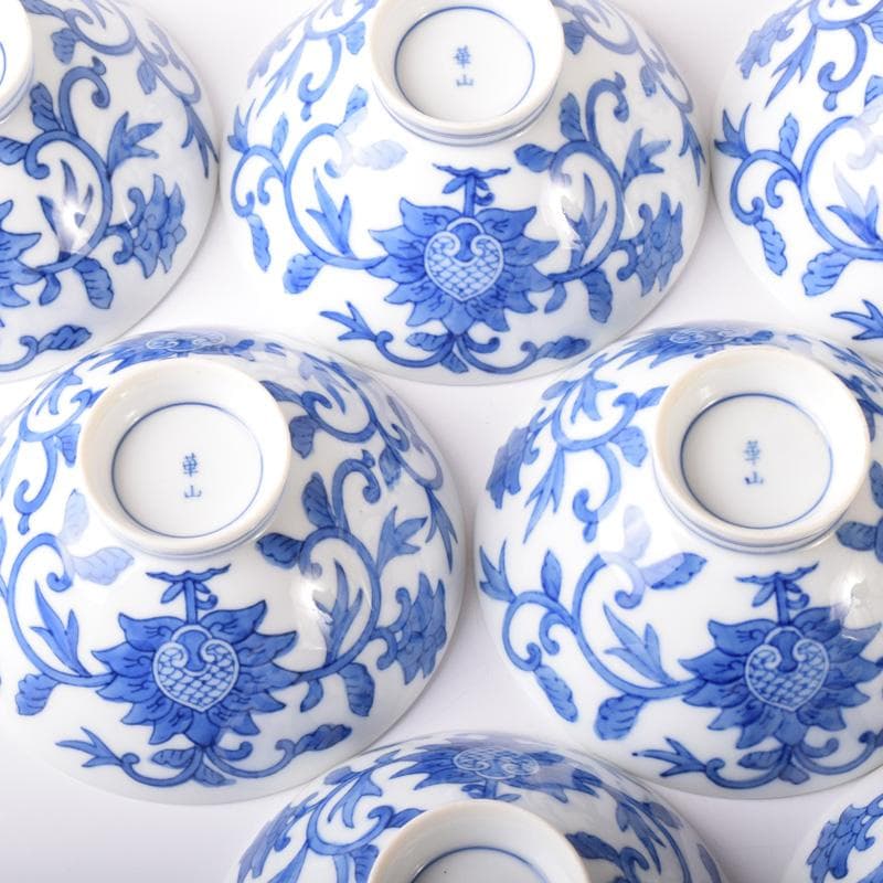 和食器　有田焼　華山萬右衛門作　唐草文　蓋付茶碗　十客　共箱　C　7613A