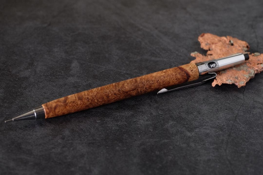 PG5木軸カスタム0223　高村杢工房 製図用シャープペンシル 花梨瘤紅白