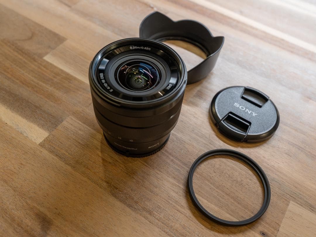 SONY SEL1018 OSS レンズ