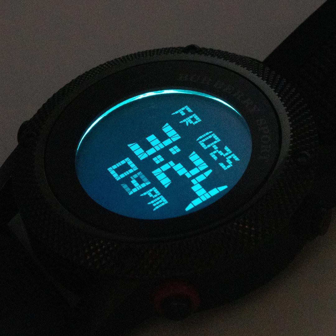 バーバリー 腕時計 クオーツ スポーツ BU7704 黒 赤 メンズ 海外モデル