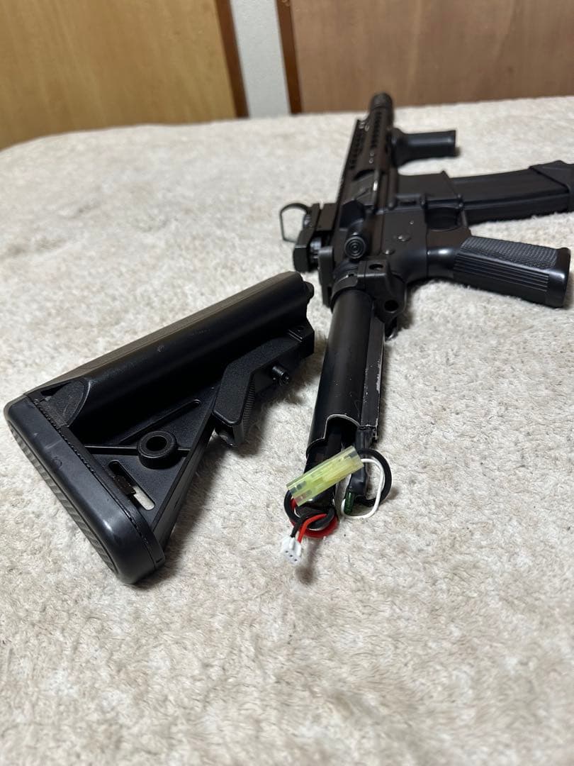 東京マルイ 次世代電動ガン M4A1 CQB-R カスタム付 属品多数